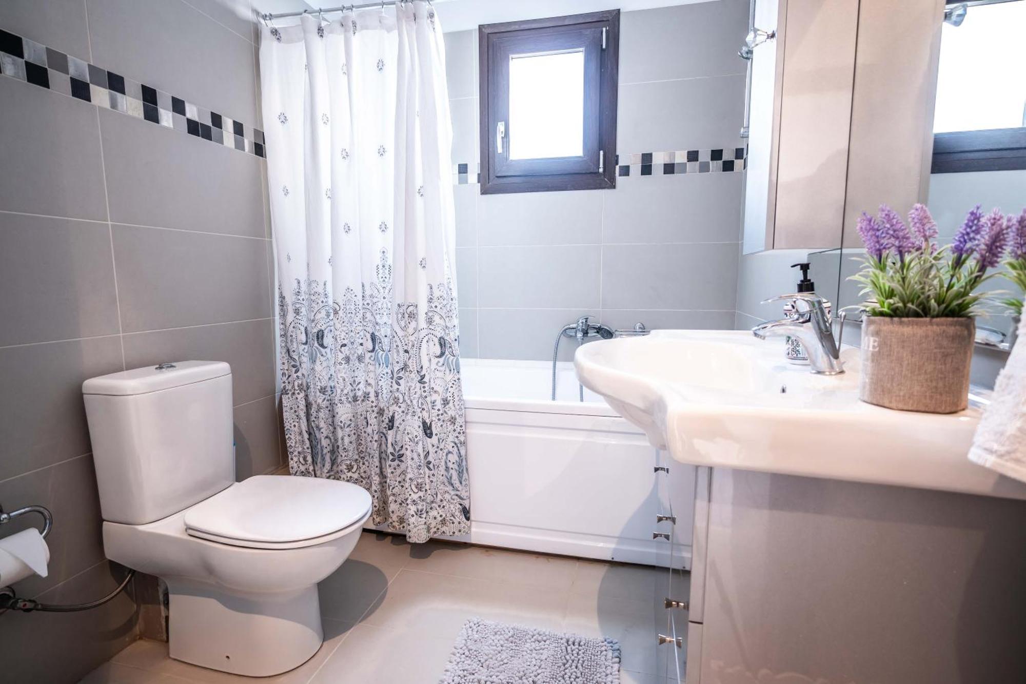 Magical Seaside Town Boutique Apts 2 Kipariszía Kültér fotó